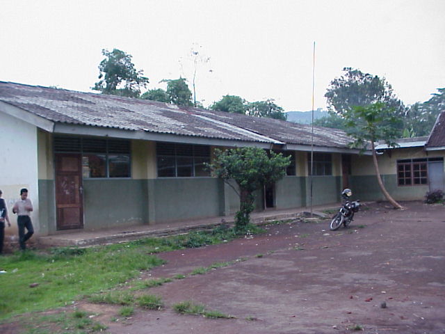 支援先の学校(インドネシア)